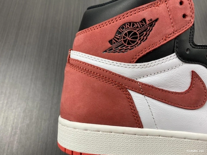 Jordan Air 555088-112 Retro High Track 1 Red 0622
